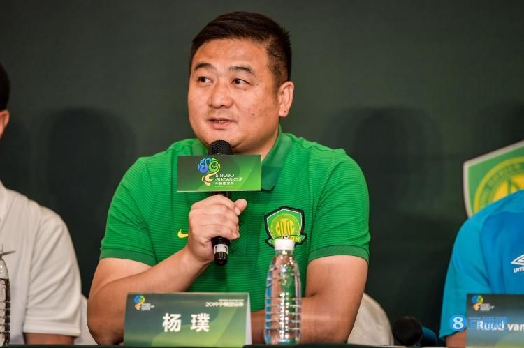 调教母狗穿阴环视频